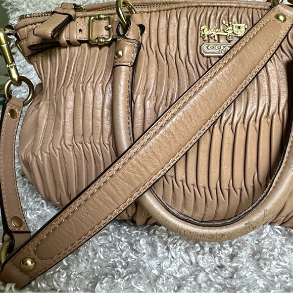 Coach Madison Sofia Satchel W/Shoulder Strap - Picture 8 of 14